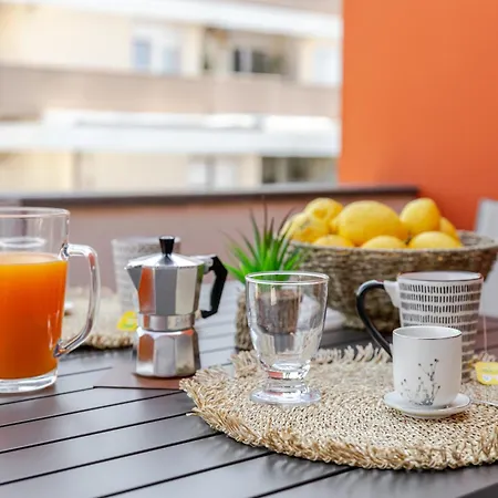 Apartment Attico180 - Attico In Centro Con Terrazza - Wifi E Netflix
